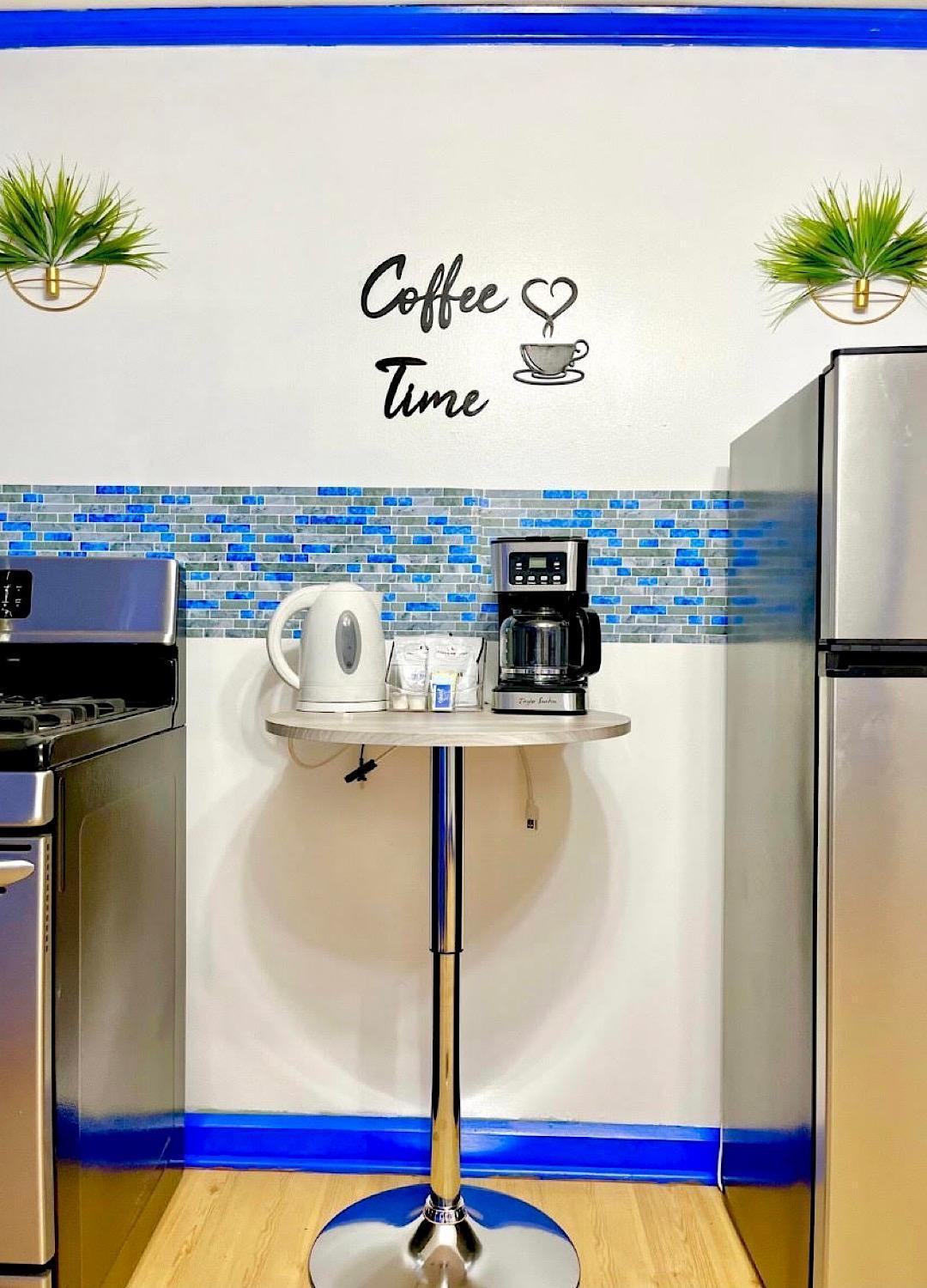 The Sapphire Haven - Your Old Brooklyn Oasis Awaits Families, Couples, Business Travelers Near Downtown With Parking, 300 Mb Wifi & Self Check-In Cleveland Exteriör bild