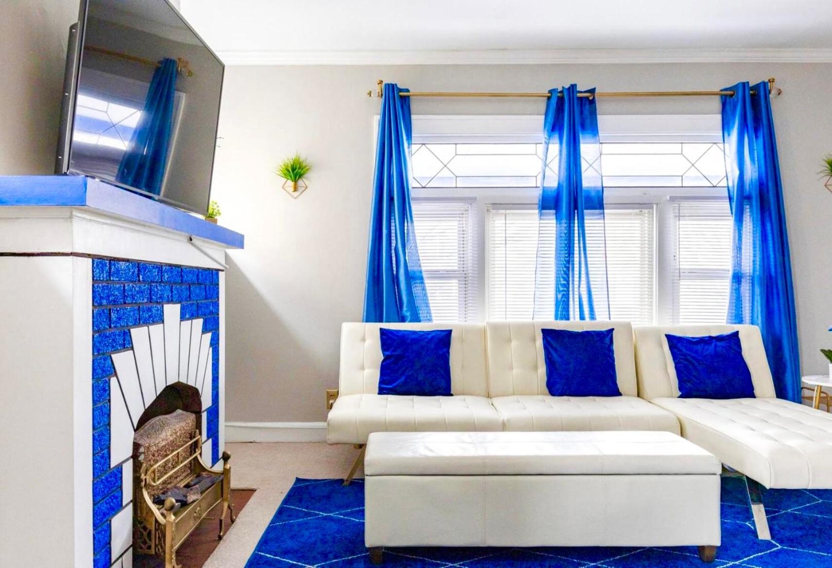 The Sapphire Haven - Your Old Brooklyn Oasis Awaits Families, Couples, Business Travelers Near Downtown With Parking, 300 Mb Wifi & Self Check-In Cleveland Exteriör bild